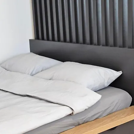 Sunny Danube Quay Luxe